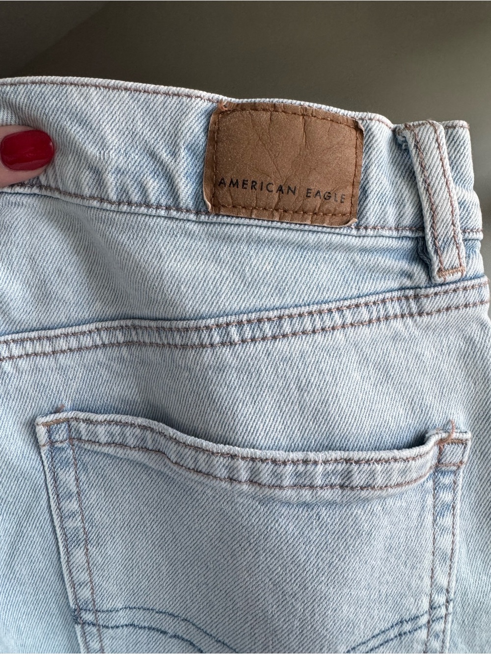 American Eagle Outfitters Light Blue Relaxed Women’s Jeans
